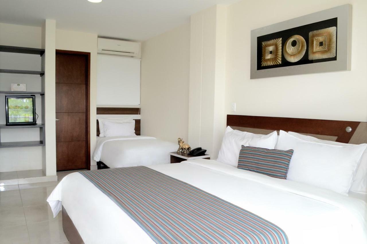 Hotel Metropolitano Plaza فاليدوبار المظهر الخارجي الصورة